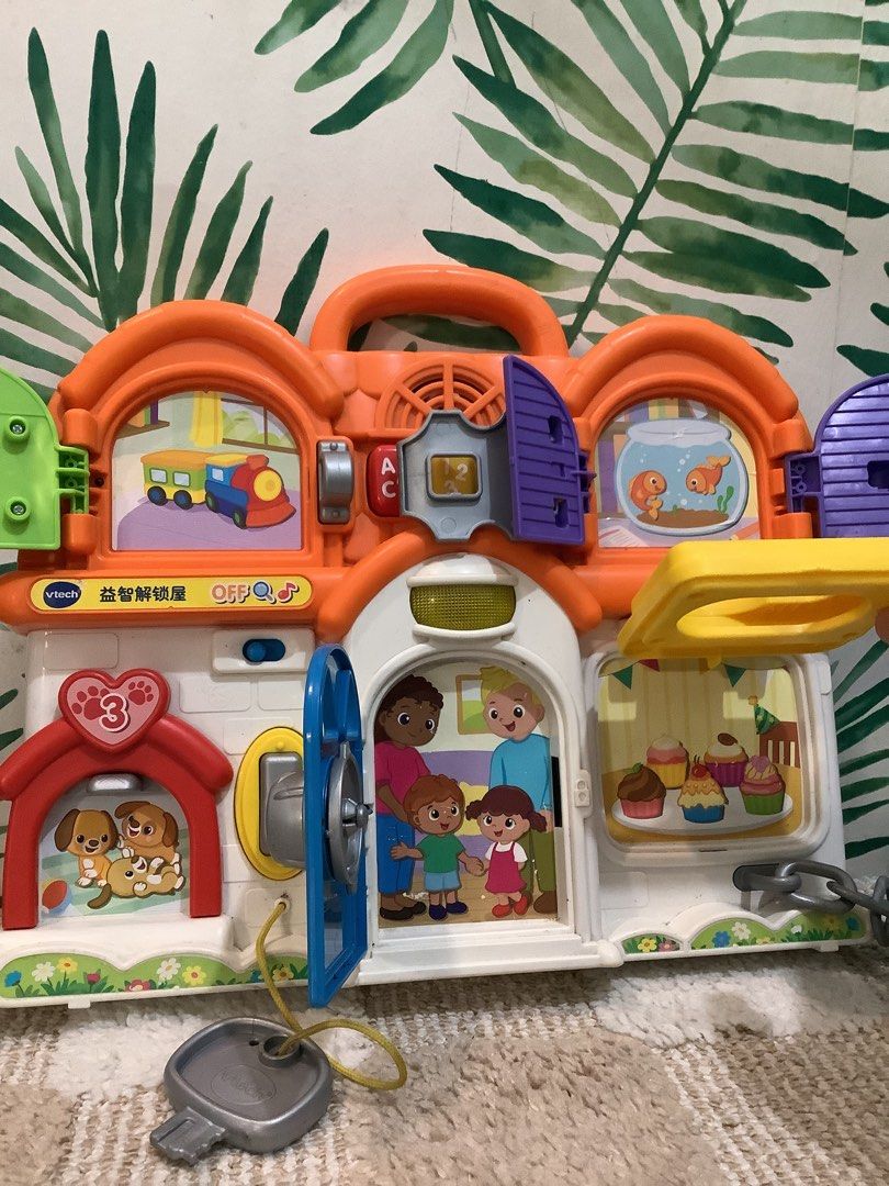 Vtech Latches and Doors Busy Board, Hobbies & Toys, Toys & Games on