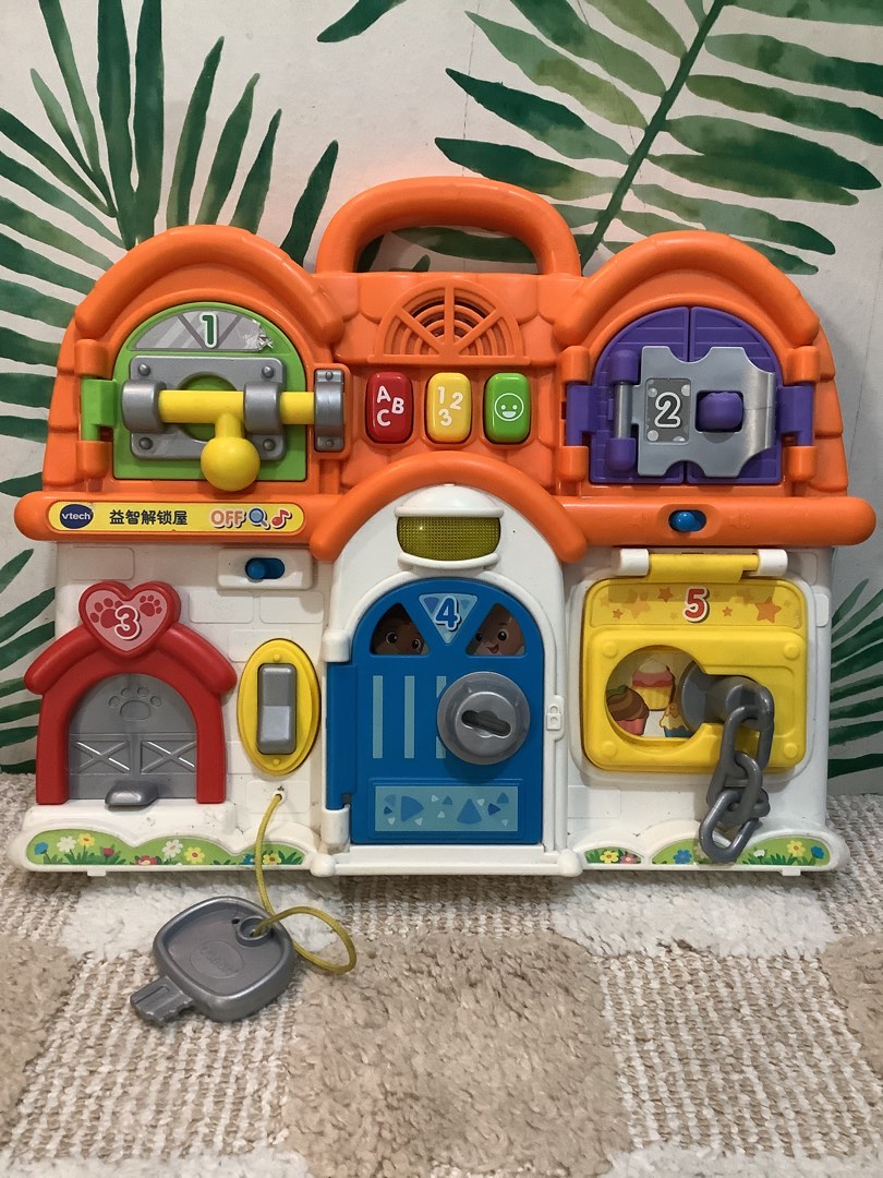 Vtech Latches and Doors Busy Board, Hobbies & Toys, Toys & Games on