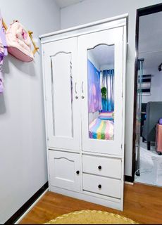 (Category: ) located in . Submitted by achelper (Listing ID 1234147037, Image 1). Description: .
