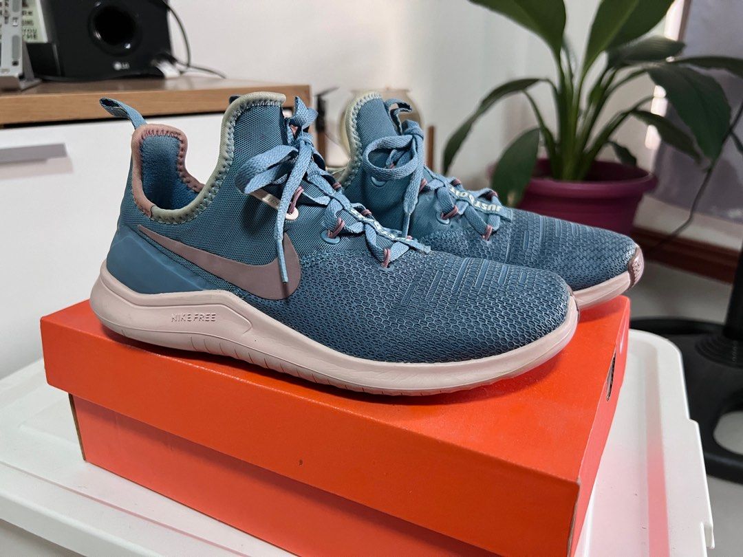 Nike free deals tr8 teal
