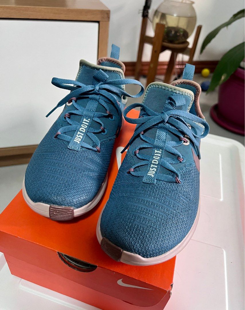Nike free sale tr8 teal