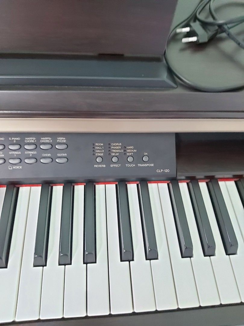 YAMAHA Clavinova CLP120 Digital Piano w bench, Hobbies & Toys, Music