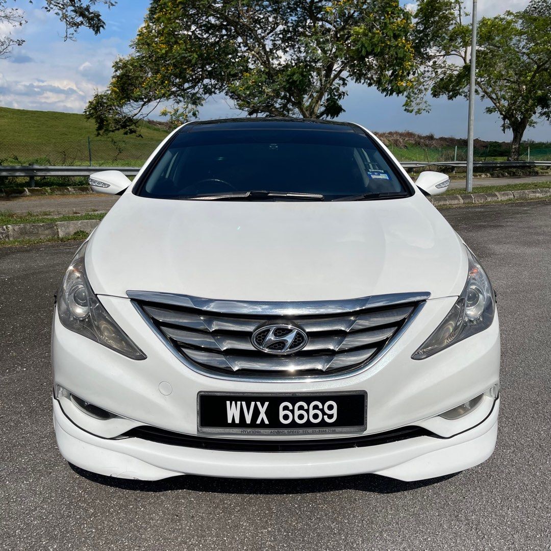 2011 Hyundai Sonata 2.0 L (Auto) GLS Full Spec Sunroof Bodykit Original
