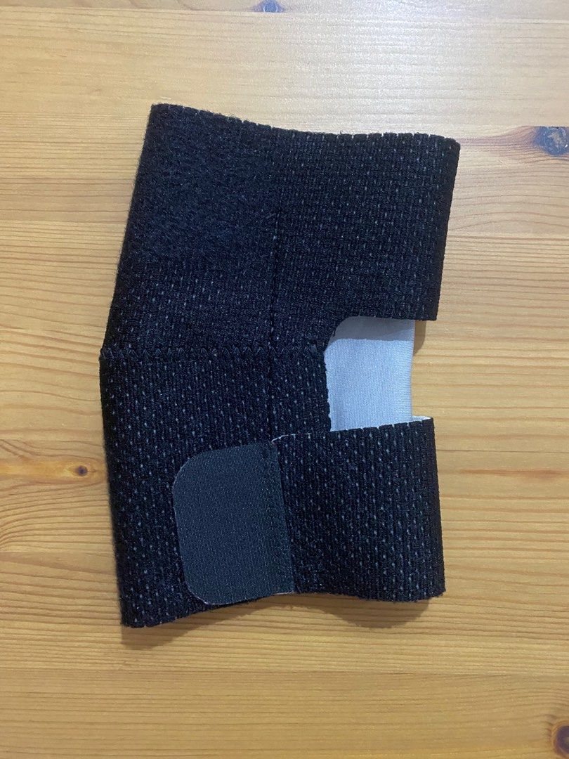 3M Futuro Elbow support, Health & Nutrition, Braces, Support