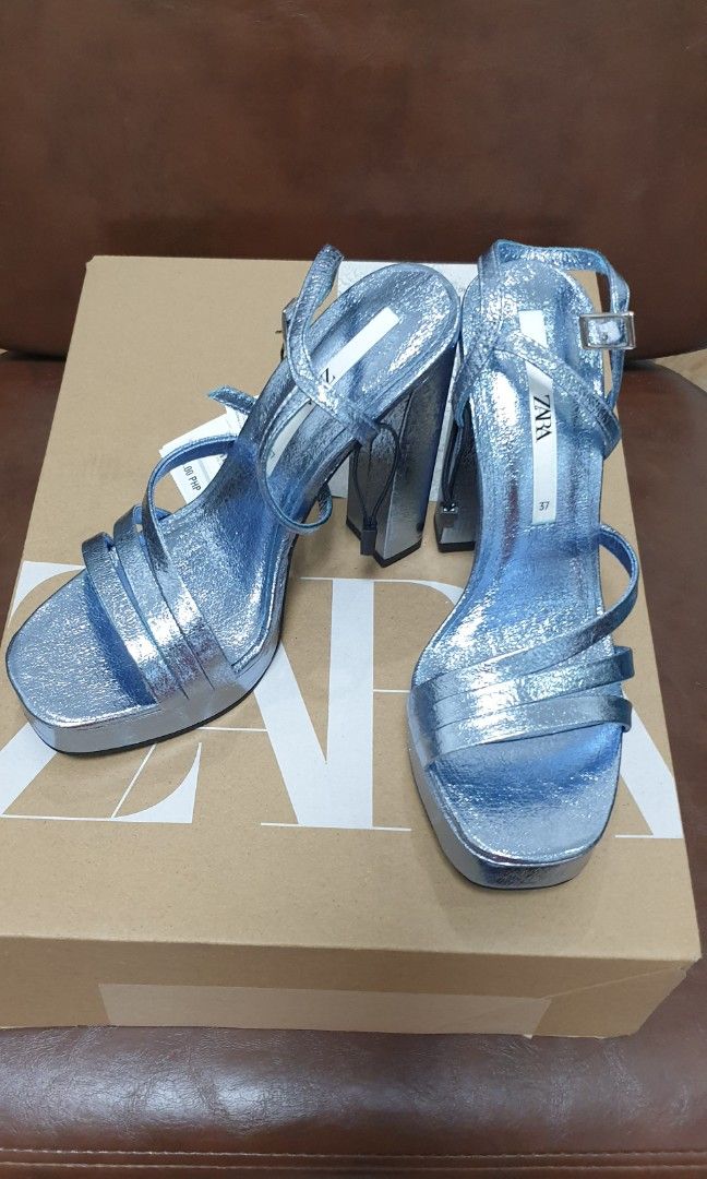 4 inch platform shoes Women s Fashion Footwear Heels on Carousell