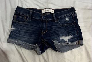 (Category: ) located in . Submitted by nicolde (Listing ID 1234387371, Image 1). Description: .