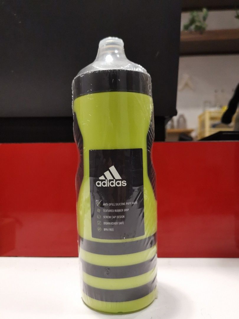 Adidas bottle tumbler adidas nike, Olah Raga, Perlengkapan Olahraga