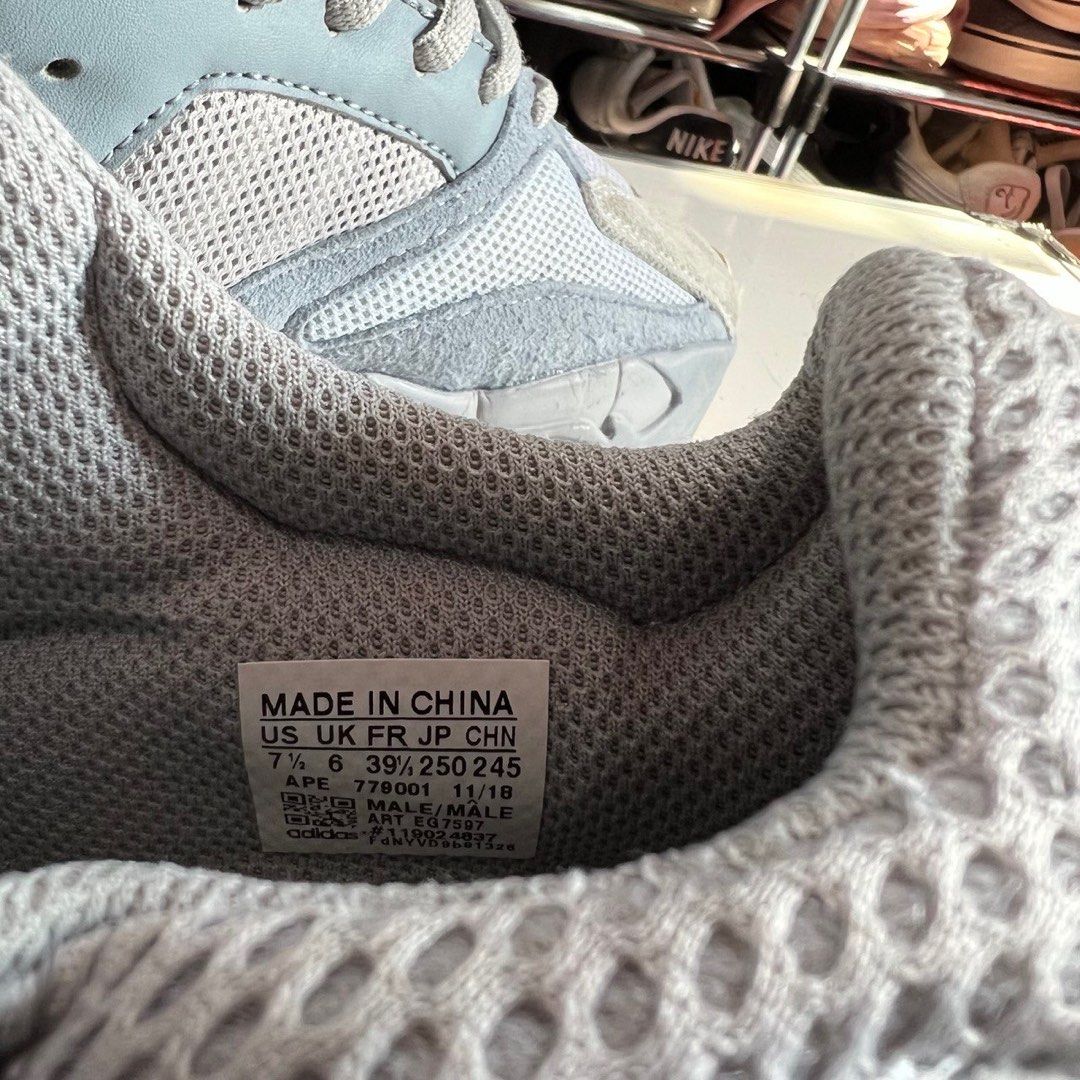 Adidas Yeezy Boost 700 Inertia, Fesyen Wanita, Sepatu di Carousell