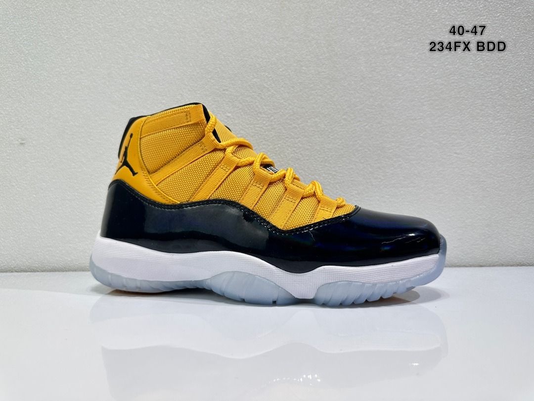 Air Jordan 11 Concord