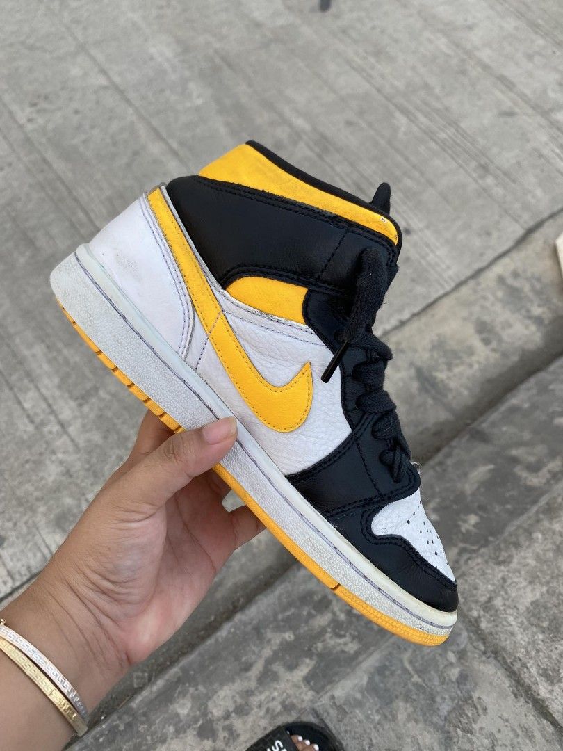 white laser orange black jordan 1