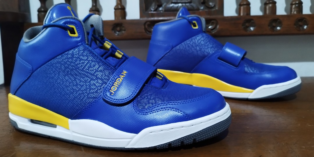 Air jordan Flight club 90's LANEY_Size 9us mens, Men's Fashion, Footwear,  Sneakers on Carousell