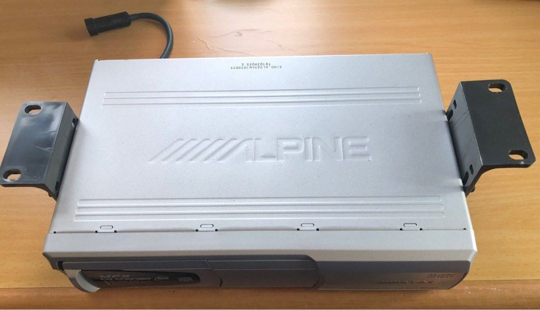 Alpine CD Changer, Audio, Other Audio Equipment on Carousell