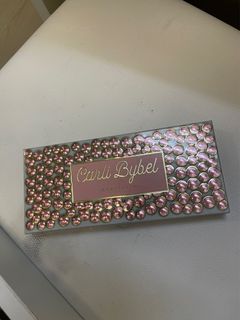 （分類：）位於 。 由 sidrah0208 提交（商品編號 1234424073，圖片 1）。簡介： 。