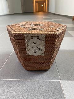 Vintage wicker basket