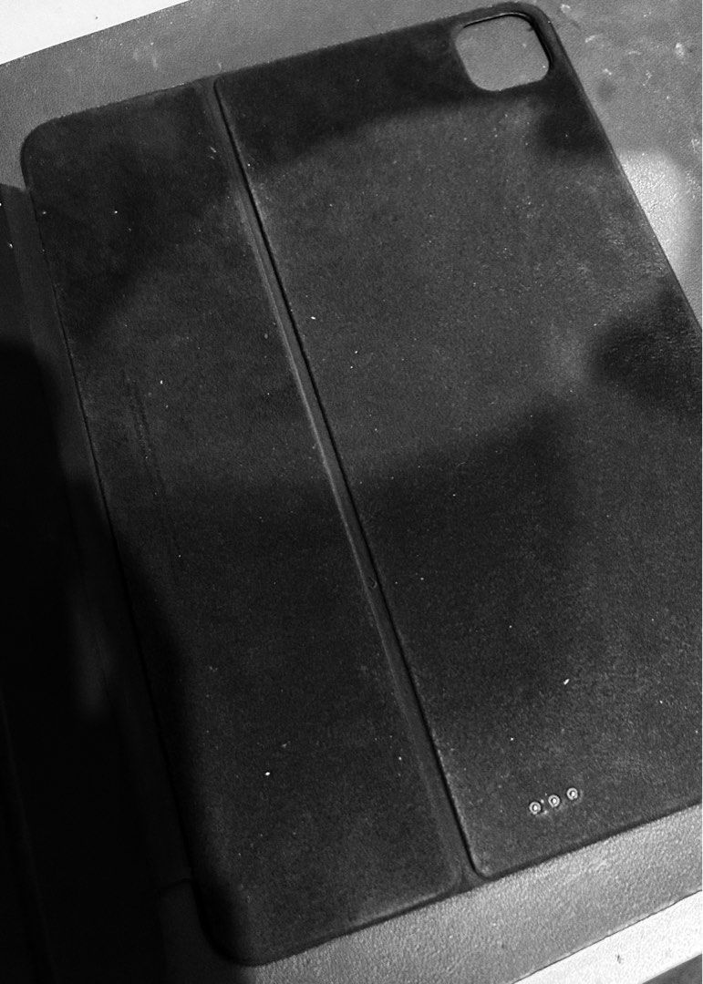 Apple Smart Keyboard Folio for iPad Air (4th gen +) and iPad Pro 11