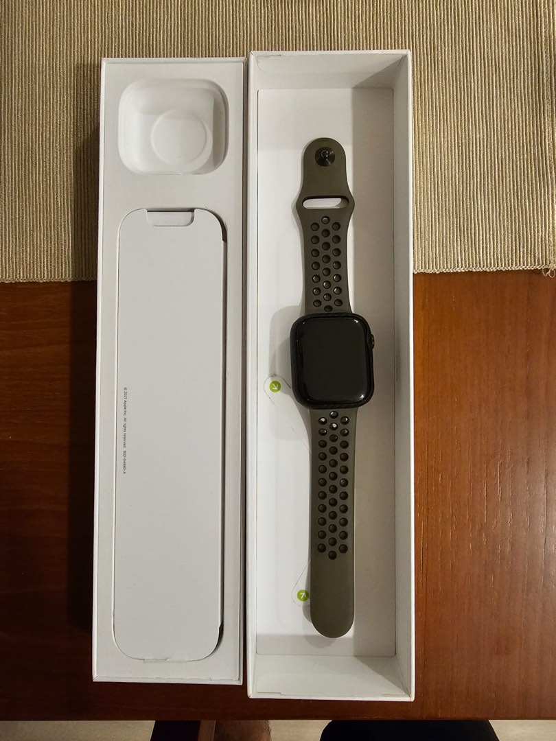 Apple Watch Series 7 Titanium, Mobile Phones & Gadgets, Wearables ...