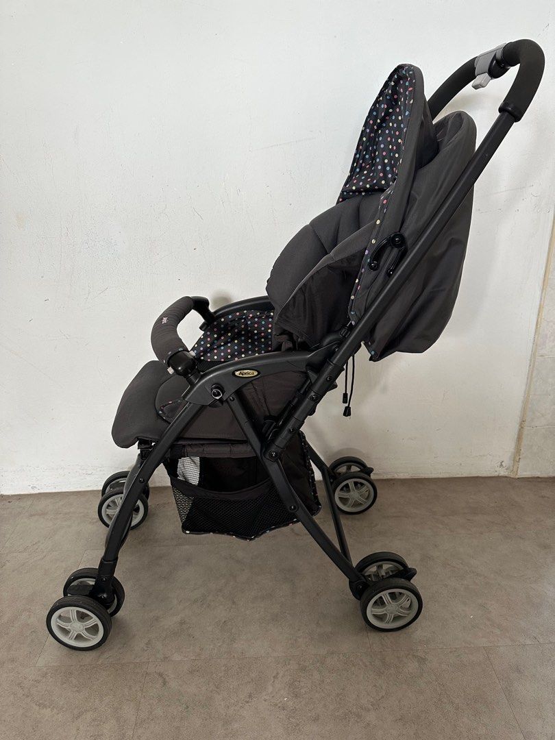 Aprica stroller deals karoon