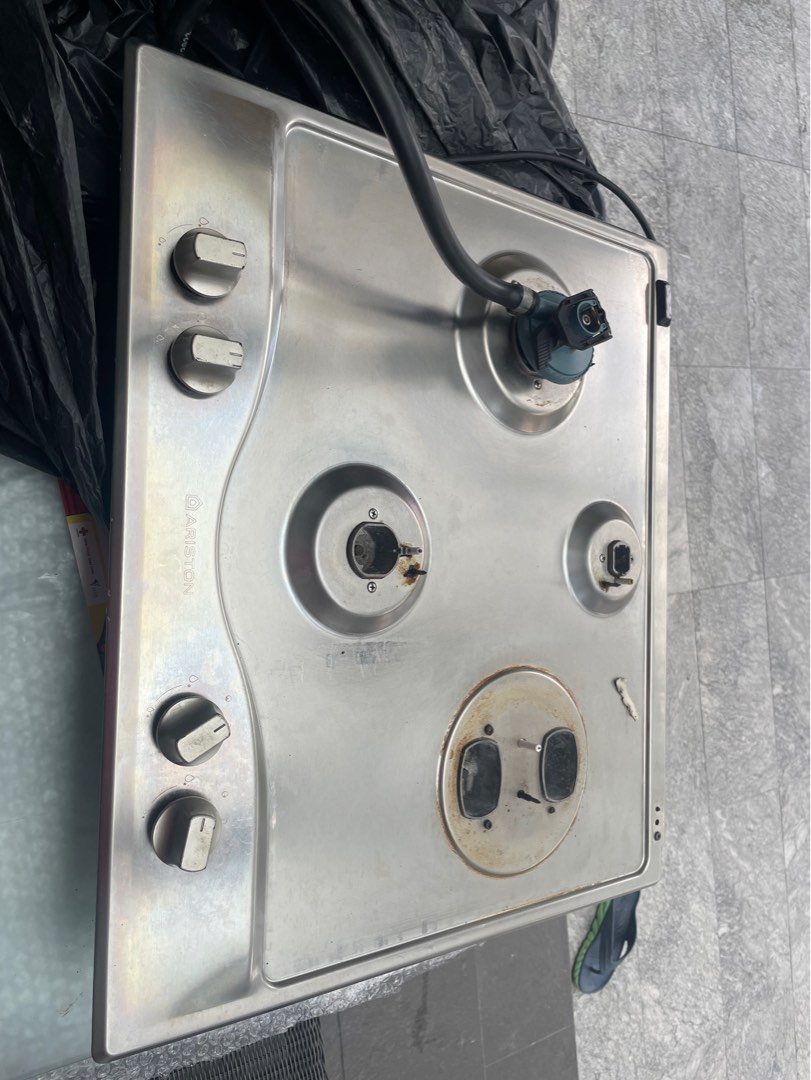 Ariston Stove, TV & Home Appliances, Electrical, Adaptors & Sockets on