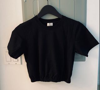 Aritzia piaf tee black xxs