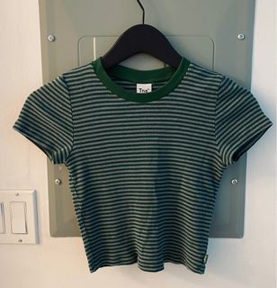 Aritzia striped tee xs