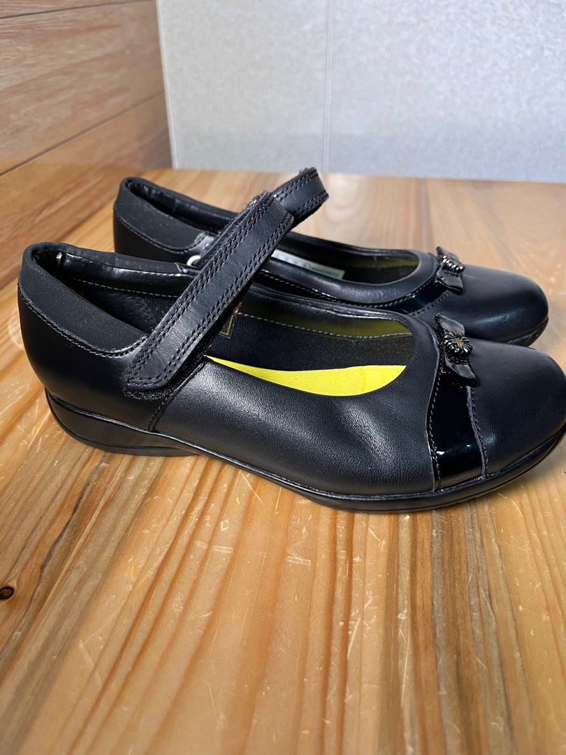 Clarks daisy locket shoes hot sale