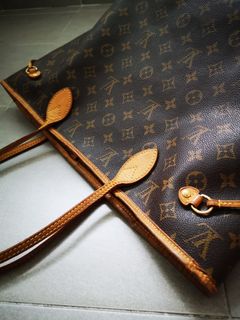Authentic LV Neverfull mm bag, Women's Fashion, Bags & Wallets