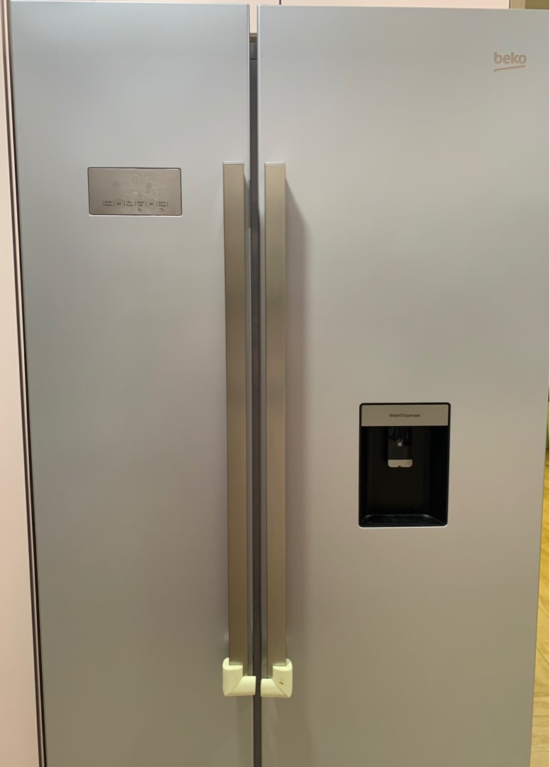Beko Fridge (Warranty until 15 Feb 2024), TV & Home Appliances, Kitchen