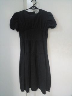 Black poplin dress
