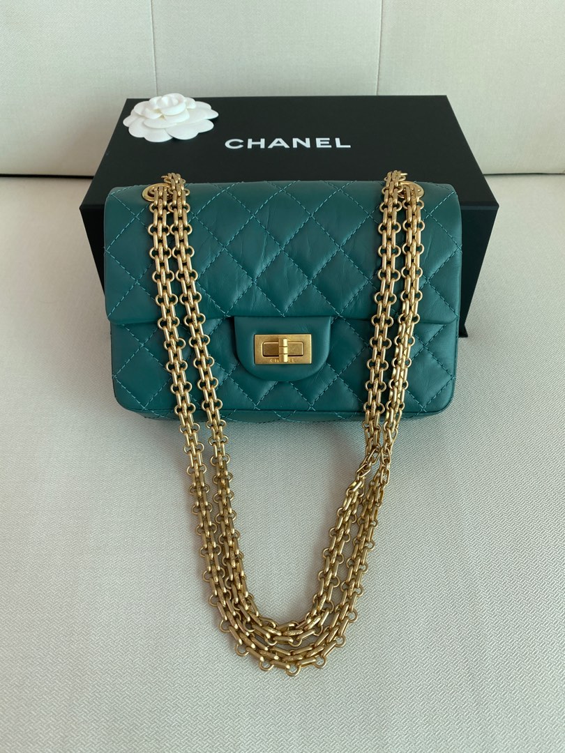 BNIB! Chanel Mini 2.55 Reissue Handbag Green with Gold Hardware, Luxury,  Bags & Wallets on Carousell