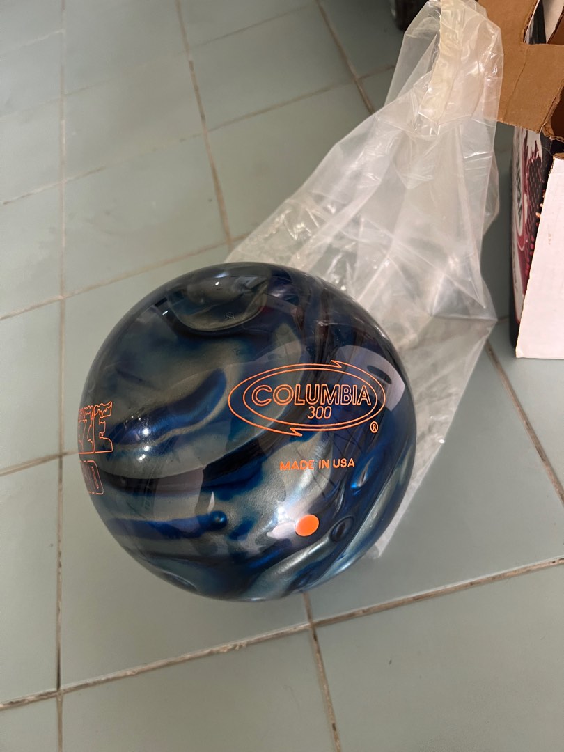 Bowling Ball freeze hybrid, Sports Equipment, Sports & Games