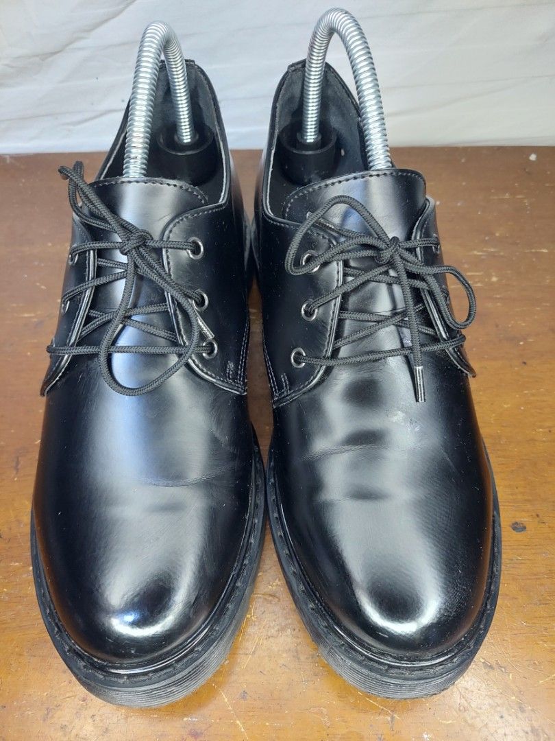 Boy london hotsell shoes price