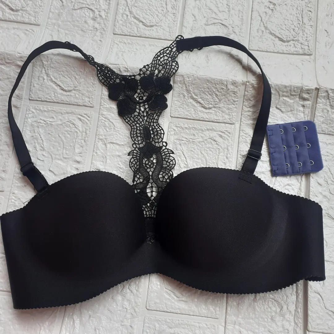 BARU-Take All BH / Bra size 38, Fesyen Wanita, Pakaian Wanita, Lainnya di  Carousell