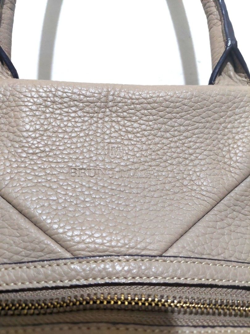 Bruno Magli Nude (Category: Luxury Bags & Wallets) located in Makati City. Submitted by chic_n_geek_instyle (Listing ID 1234348834, Image 3). Description: .