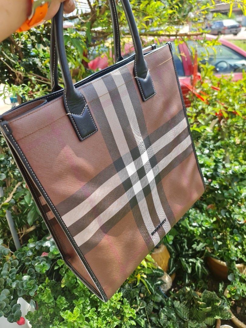 Denny Checked Tote Bag in Brown - Burberry