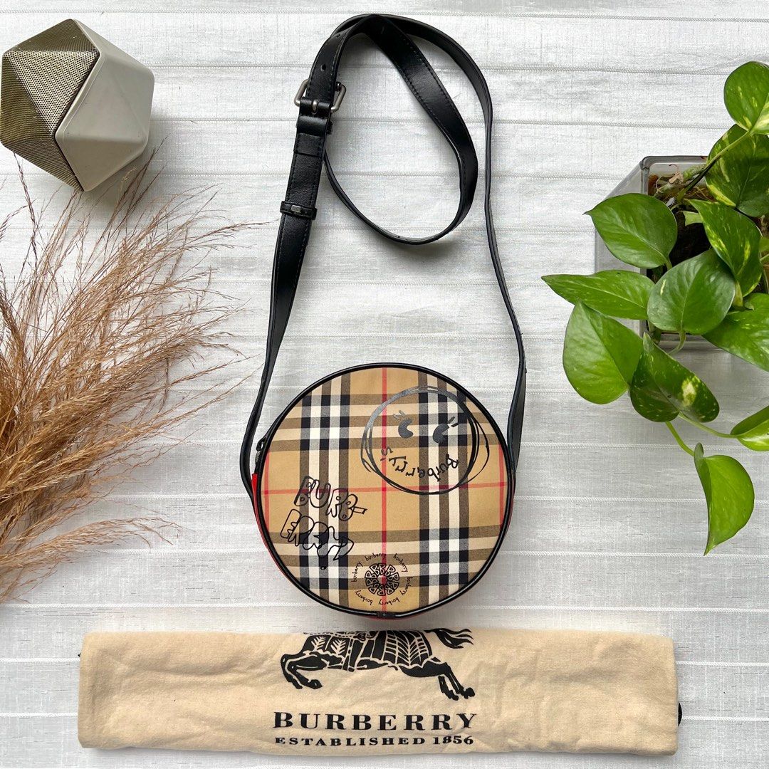 Burberry Cartoon Print Round Crossbody Bag Luxury Bags Wallets