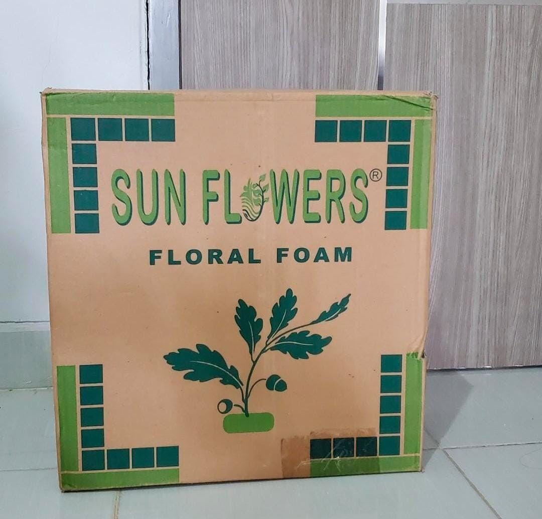 busa kering floral foam oasis bucket bunga sun flowers on Carousell