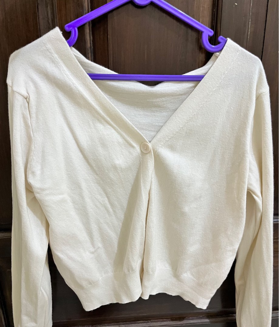 cardigan outer semi crop korean cream krem coksu preloved on Carousell