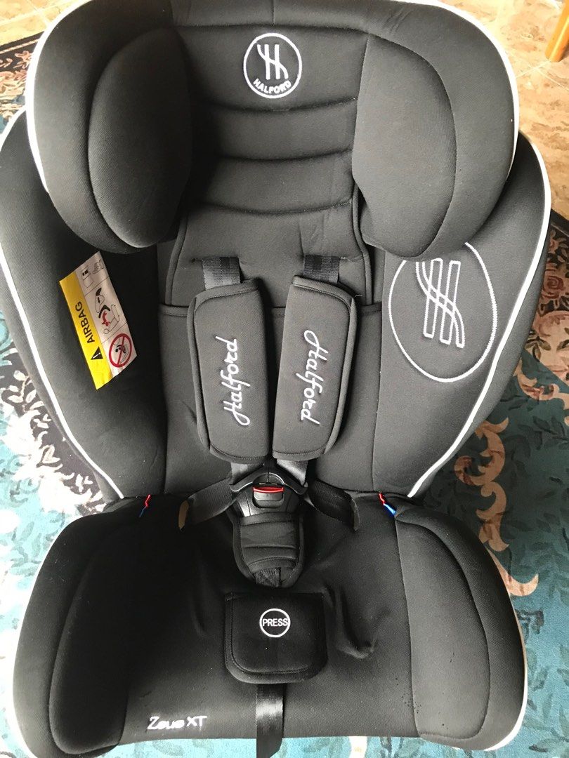 Carseat Halford Zeus Isofix Convertible (preluv), Babies & Kids, Going