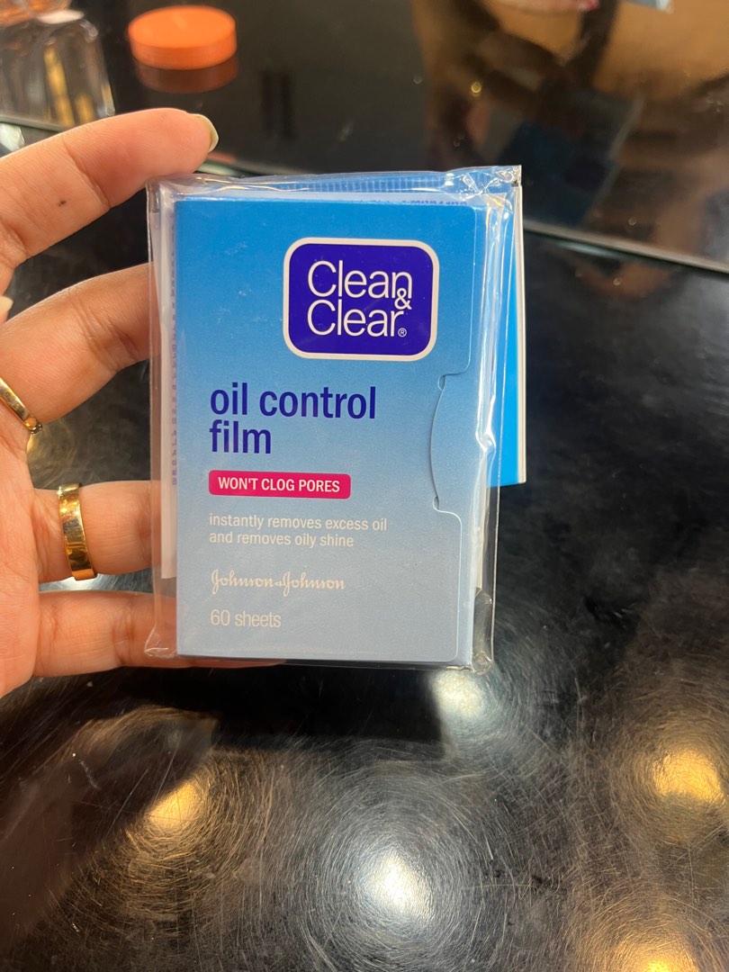 Clean & Clear Oil Control Film Face Paper Kertas Minyak Wajah 60s on