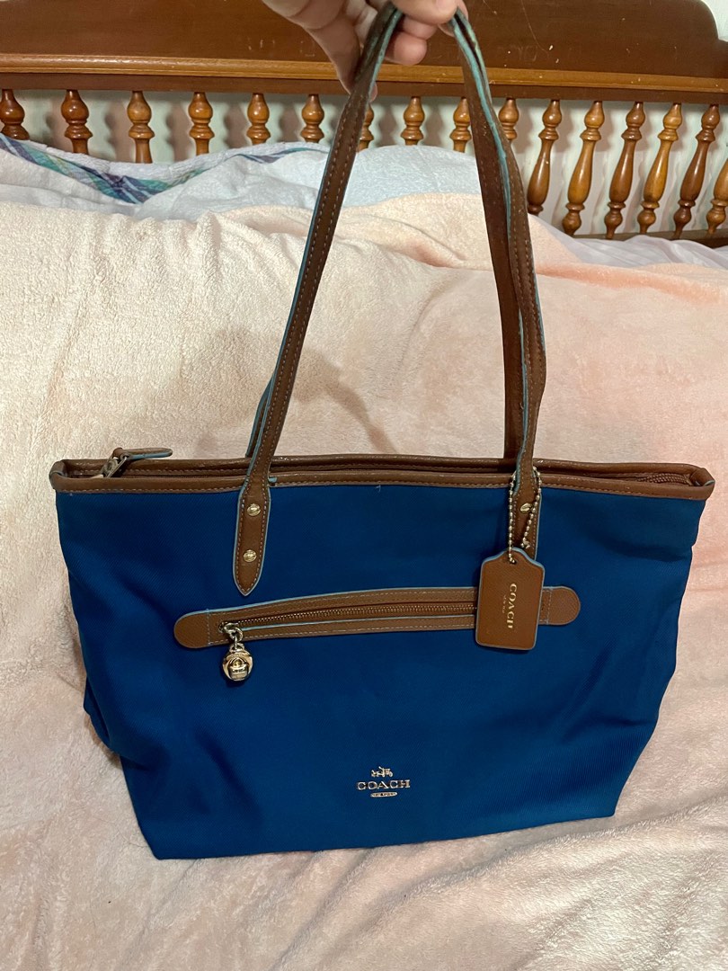 COACH Sawyer Tote Teal Luxury Bags Wallets on Carousell