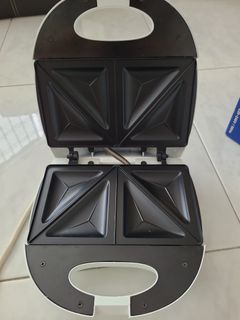 (Category: ) located in . Submitted by kwek1982 (Listing ID 1234282162, Image 1). Description: .