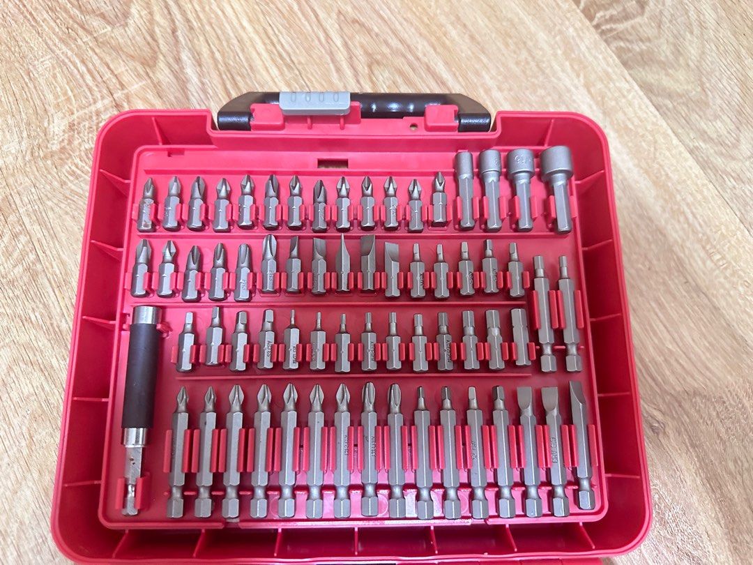 Craftsman 100 piece drilling and driving kit deals