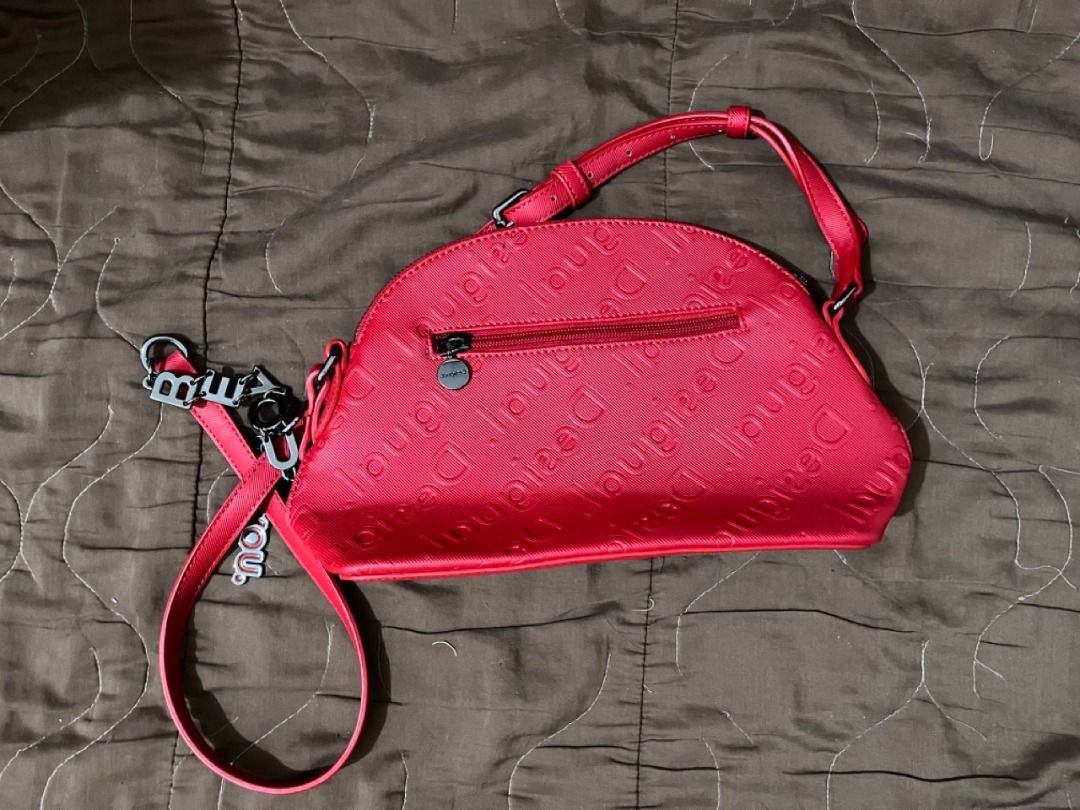 Desigual Beyou Sling bag lettering strip (Category: Shoulder Bags) located in Makati City. Submitted by expressdrive (Listing ID 1234348331, Image 3). Description: NO TO LOWBALLERS. Good as new. Used twice..