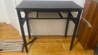 Desktop/Study table