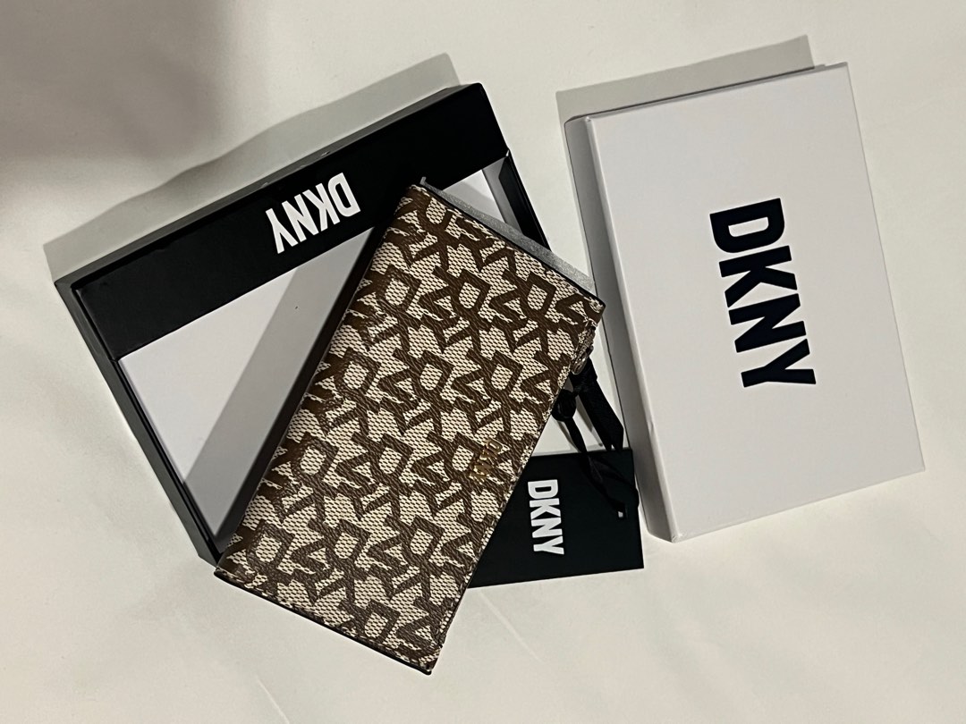 DKNY WALLET, Women's Fashion, Bags & Wallets, Purses & Pouches on Carousell