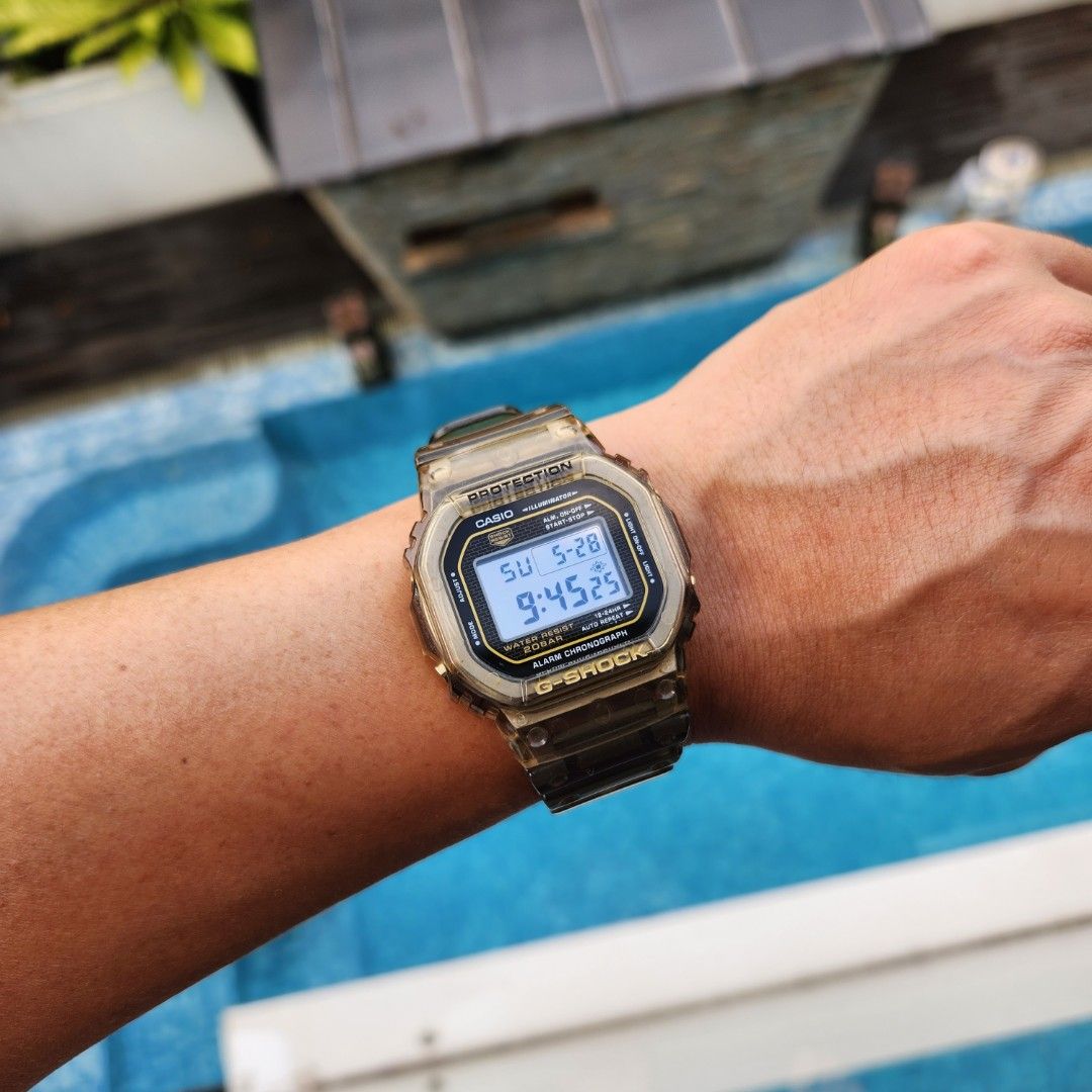 Casio dw 5025 deals