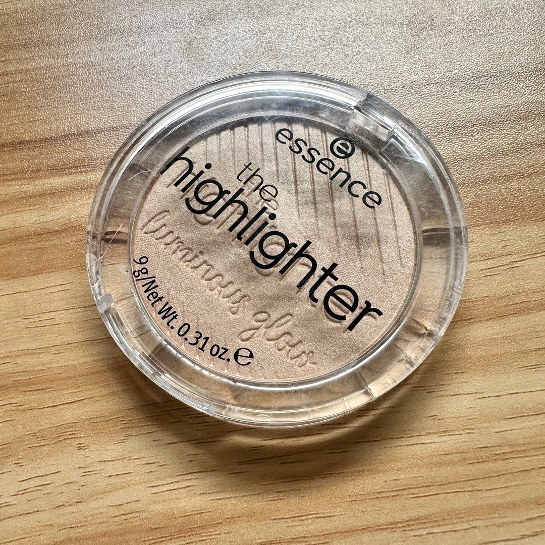 Essence Highlighter, Beauty & Personal Care, Face, Makeup on Carousell