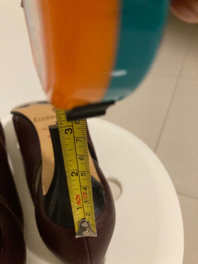 Aigner heels discount