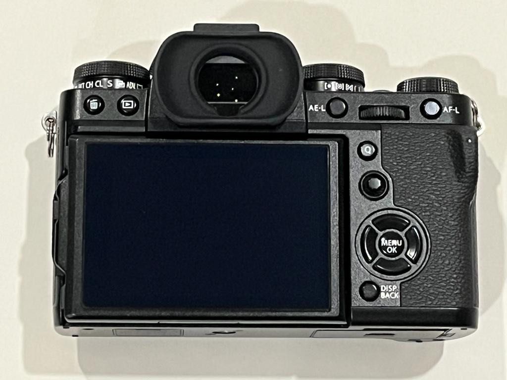 Fujifilm XT3 (body only), Photography, Cameras on Carousell