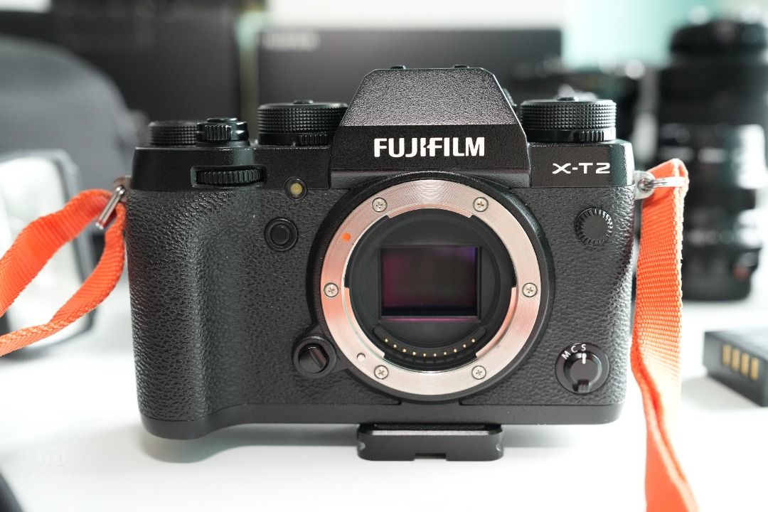Fujifilm XT2 XT2 MIrrorless 4K Camera 3300 estimated shutter count